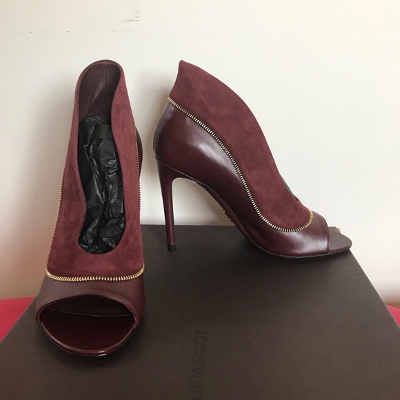 Louis Vuitton Zipper detail Open Toe Booties - Picture 2 of 3